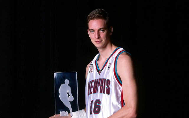 Screenshot 2021 10 07 at 17 39 36 pau gasol rookie year jpg WEBP Image 1280 900 pixels Scaled 65