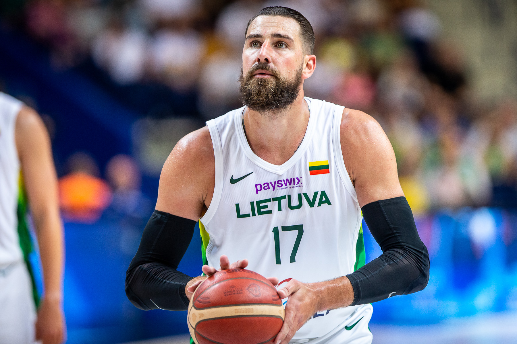 Jonas_Valanciunas_2022_by_Augustas_Didzgalvis.jpg